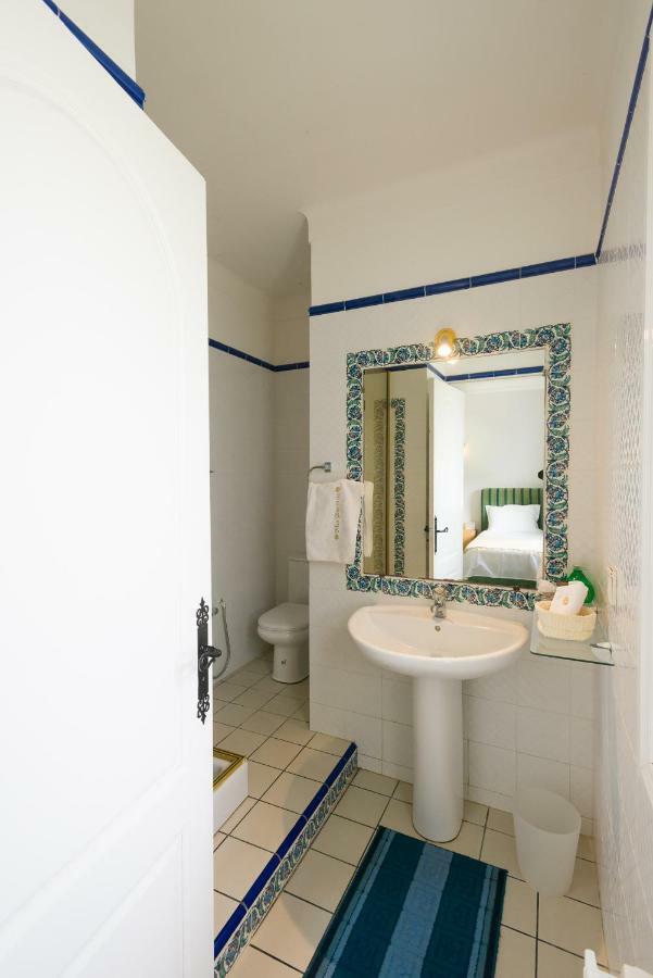 Phoenicia Bed & Breakfast 3*
